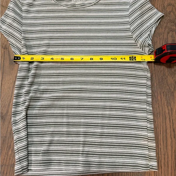American Eagle Outfitters Gray and White Striped Tee - Image 2