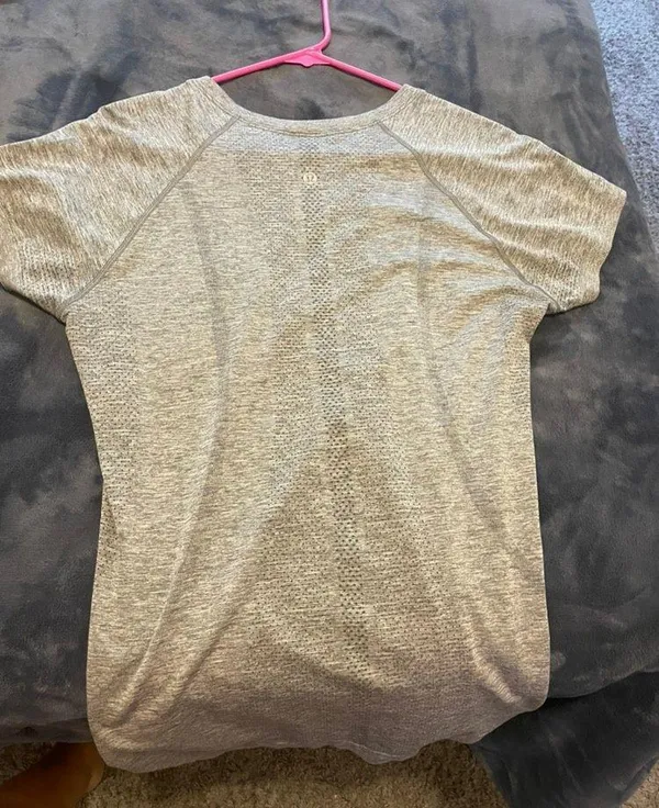 Lululemon Swiftly Tech Short Sleeve - Image 4