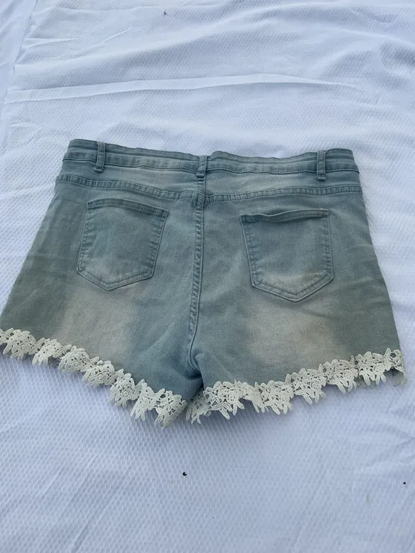 Washed Light Blue Denim Shorts with Lace Trim - Image 5