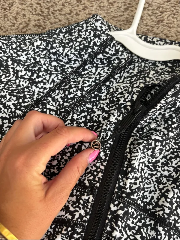 Lululemon Define Jacket - Image 3