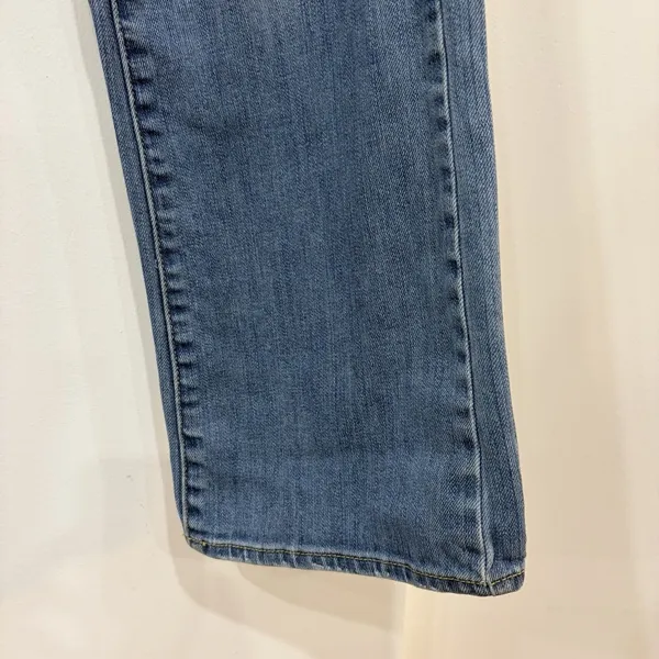 American Eagle Light Wash Slim Bootcut Jeans Size 8 Short Embroidered Pockets - Image 3