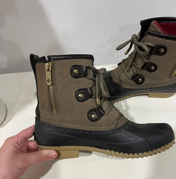 Tommy Hilfiger Women’s Reanna Lace-up/ Side Zip Duck Boots - Image 8