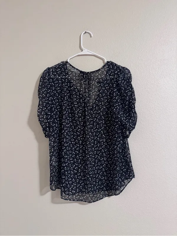 J. Crew Navy Floral V-Neck Puff Sleeve Blouse - Image 4