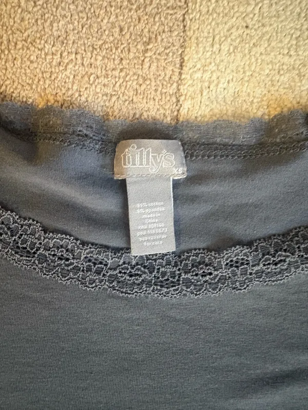 Tillys Top - Image 2