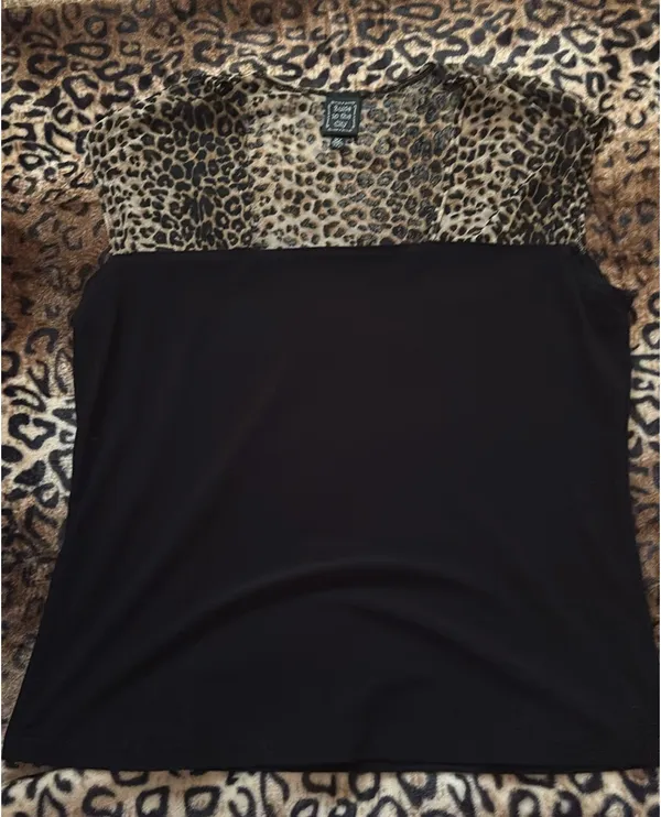 Suzie in the City Black Size XL - Image 3