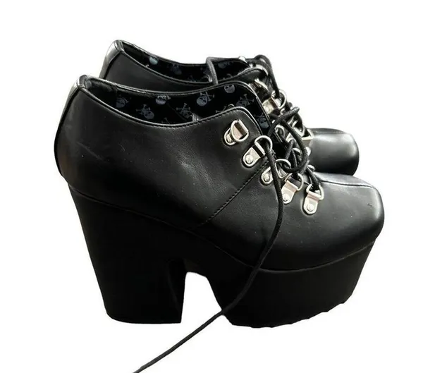 Lamoda Resolution Platform Boots Size 8 Black - Image 2