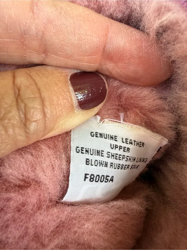 UGG Australia Womens Pink Suede Sheepskin Classic Short 5825 Boot Size 5 - Image 7