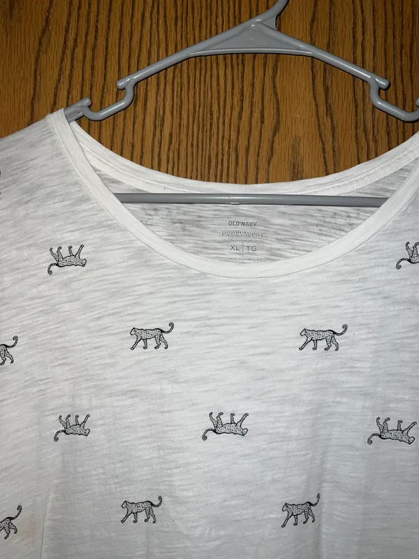 Old Navy Tee - Image 2