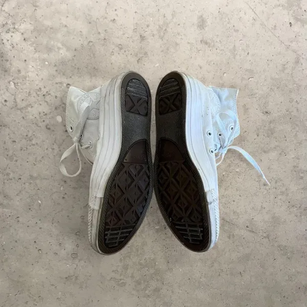 converse all white high tops  - Image 3