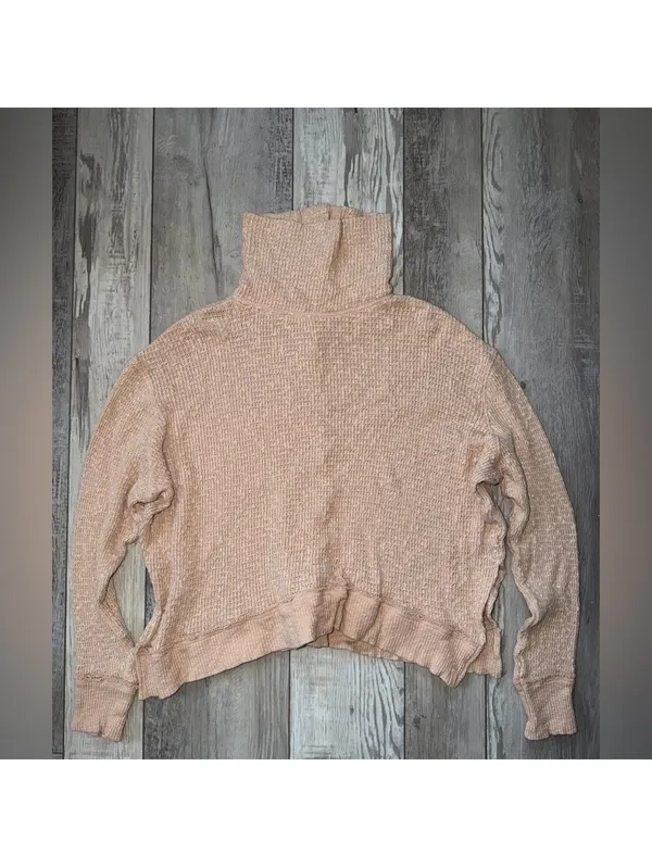 Free People We the Free Tommy Neutral Minimalistic Turtleneck size medium - Image 6