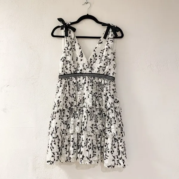 Bardot Embroidered Tiered Mini Dress in Black White Size 6 - Image 2
