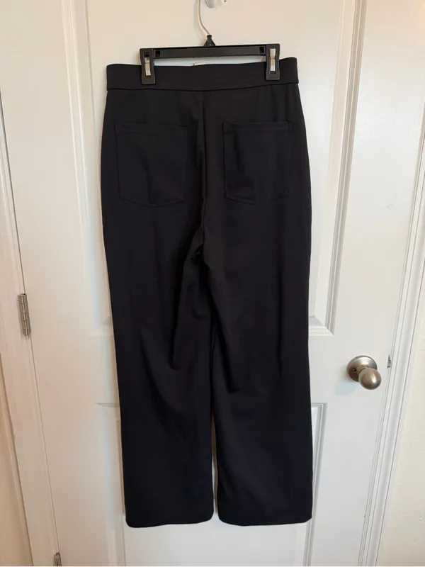 Halara DayStretch High Waisted Straight Leg Pants M - Image 4