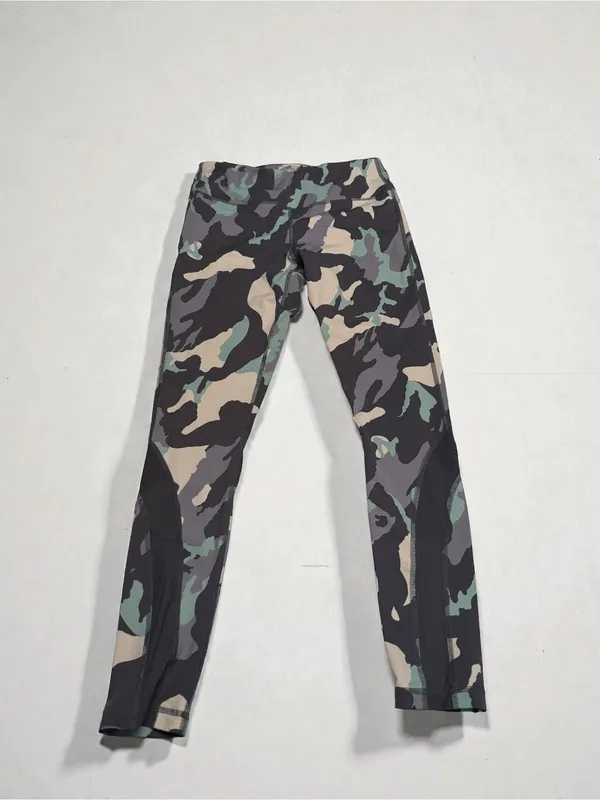 HDK PRO Women's‎ Camo Athletic Leggings with Mesh Panels Size Small - Image 3