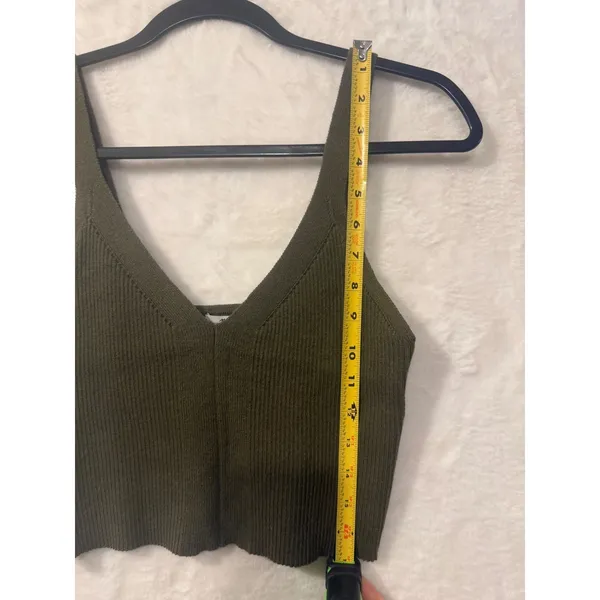Madewell Brodale Ribbed Sweater Tank Top Womens Medium Kale Green V-Neck‎ Crop - Image 8