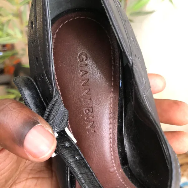 Black Leather Mary Jane classic academia preppy schoolgirl oxfords chunky platform round toe buckles Mary Jane 3” ballet flats heels pumps - 2000s Y2K Size 8M, excellent condition #goth #whimsygoth #grunge #preppy - Image 5