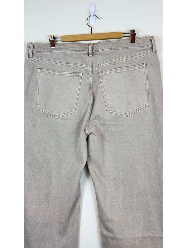 Abercrombie & Fitch 90s Relaxed NWTJeans High Rise Gray Size 34 18R Straight Leg - Image 9