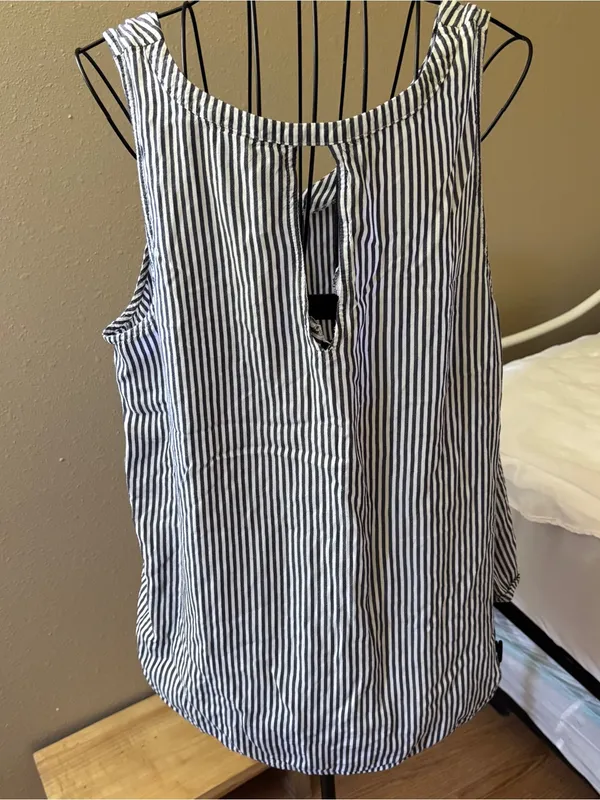 Coastal grandma flowy nautical stripe tank / Old Navy Black XL - Image 5