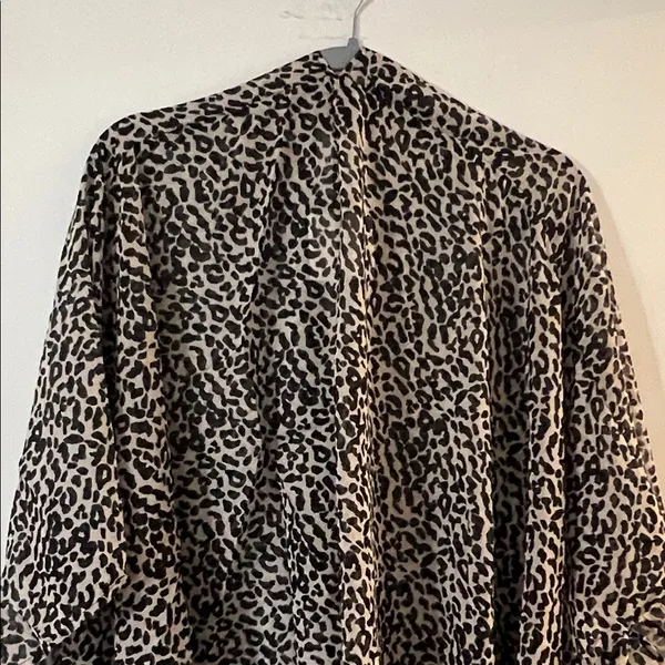 Hayden Leopard Print Cardigan in Black and Cream - Image 6
