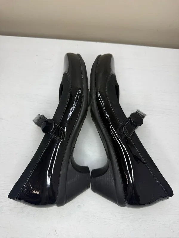 Naot Women's Trendy Patent Leather Shoes 40 US 9 Strappy Black Heels Mary Jane - Image 8