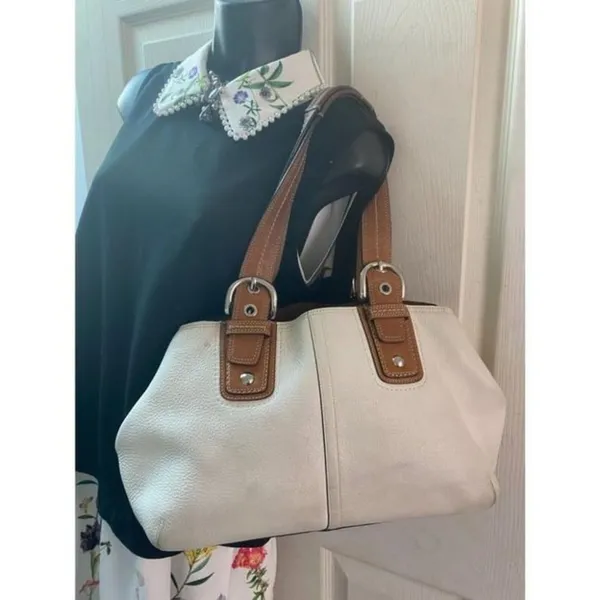 COACH Large White Brown Leather Shoulder Bag - Image 5