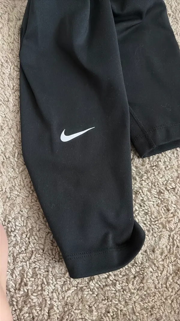 Nike Leggings Dri-Fit - Image 3
