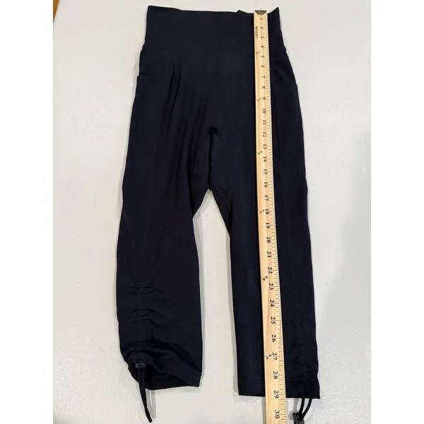 Free People Capri Leggings Womens XS Black Active Adjustable Hem Yoga Gym Travel - Image 3
