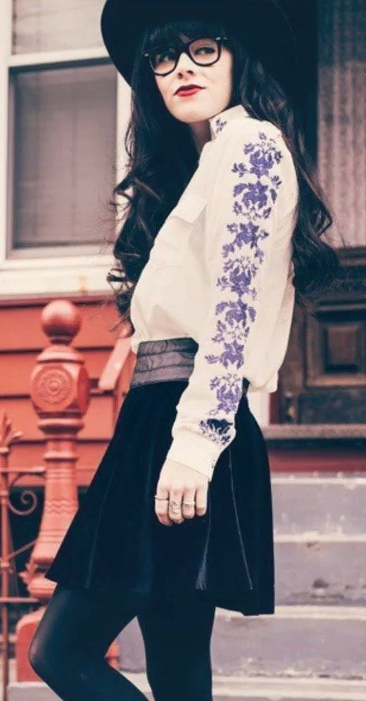 White And Blue Top  - Image 3