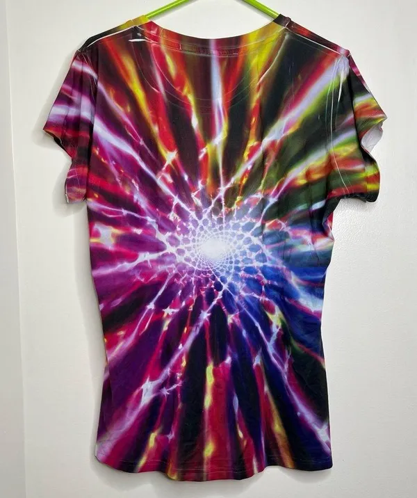 Animal rescue Flying Cat Kitty Portal Galaxy Colorful T Shirt Women’s Size XL - Image 4