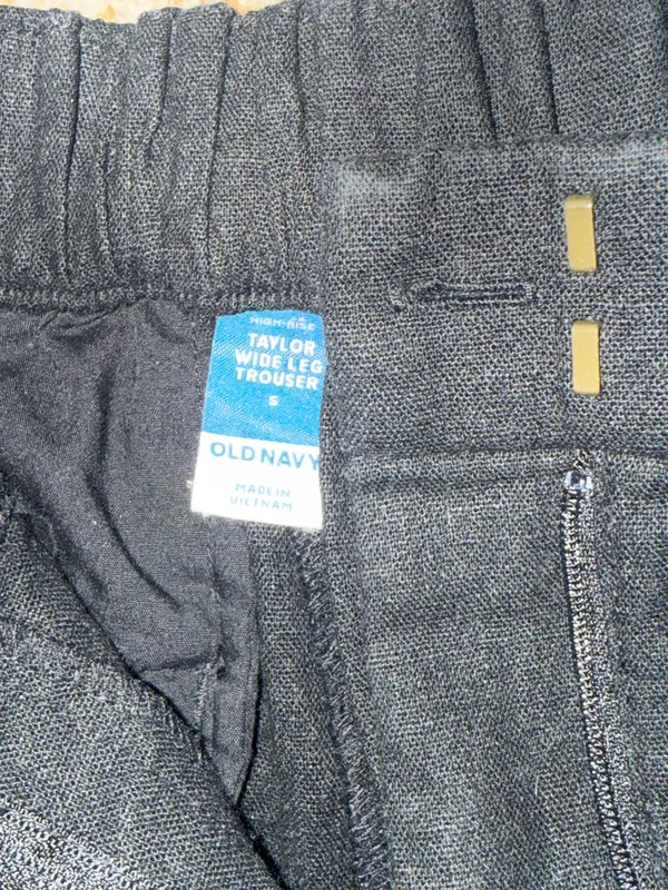 Old Navy Black Pants Women’s - Image 3