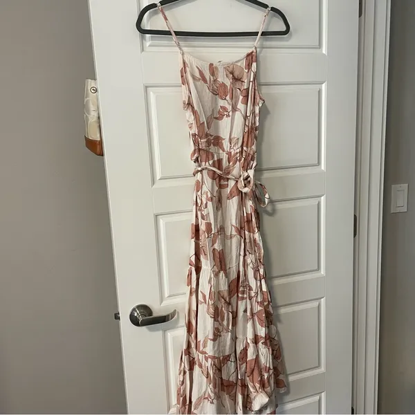 Mine White and Pink Floral Tiered Maxi Dress - Image 7