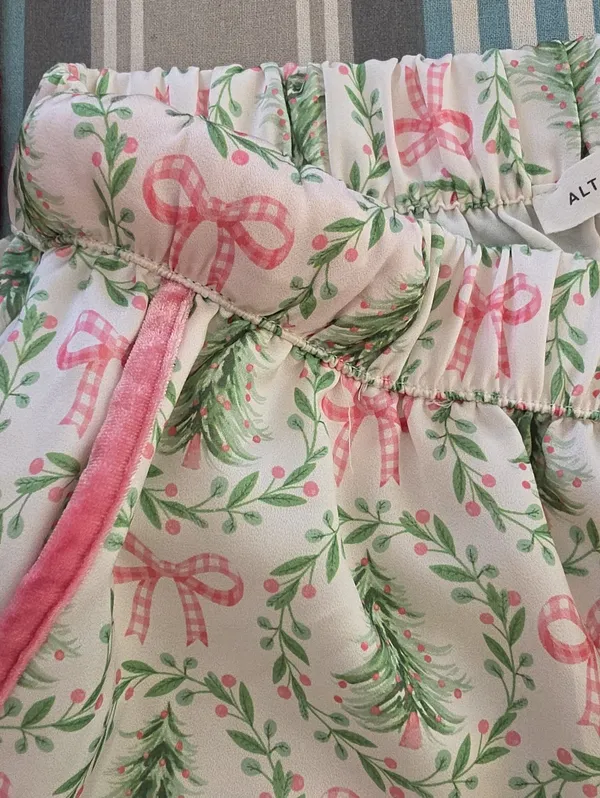 Under The Tree Christmas Pajama Set With Velvet Ties Top XS Bottoms M - Image 15