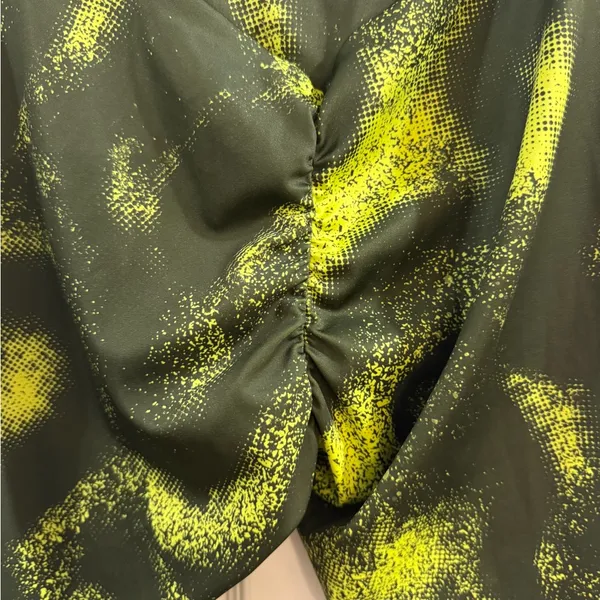 Gymshark Leggings in Green and Yellow Pattern - Image 3