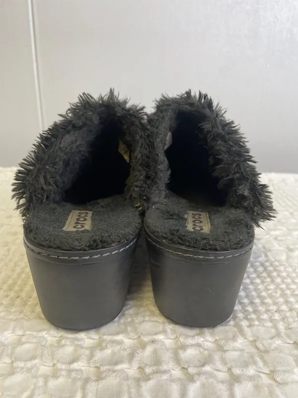 Crocs Womens Black Suede Shoes Slide on Clogs Size 9 SKU 2483 - Image 5
