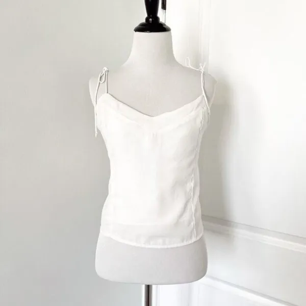 ✨Abercrombie & Fitch White Tie Strap V-Neck Sz Large Cami Top✨ - Image 6