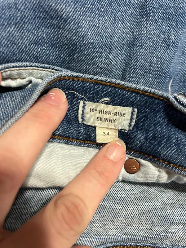 Madewell 10" High-Rise Skinny Jean - Image 4
