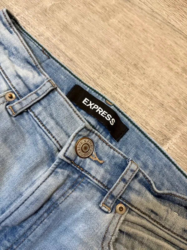 •EXPRESS• HIGH RISE ANKLE LEGGING JEANS - Image 4