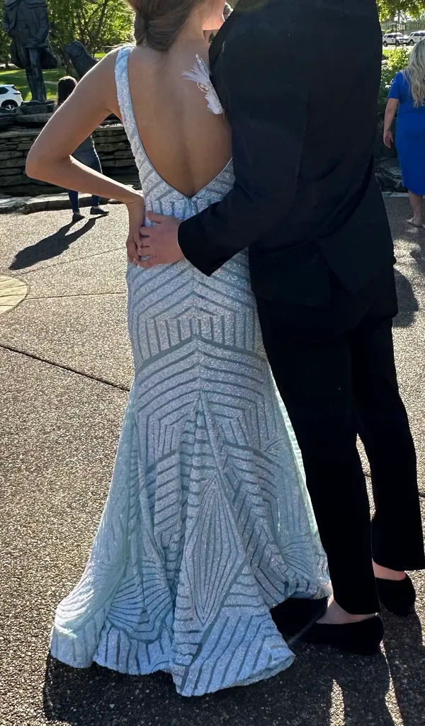 Jovani Prom Dresss - Image 4