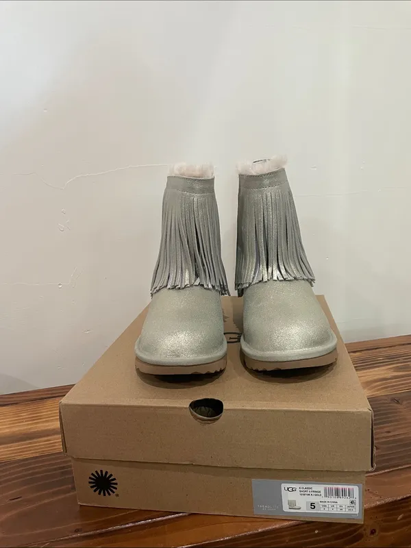 UGG Classic Short Il Fringe Boots 1019719K Shimmery Metallic Gold Size 5 NEW! - Image 14