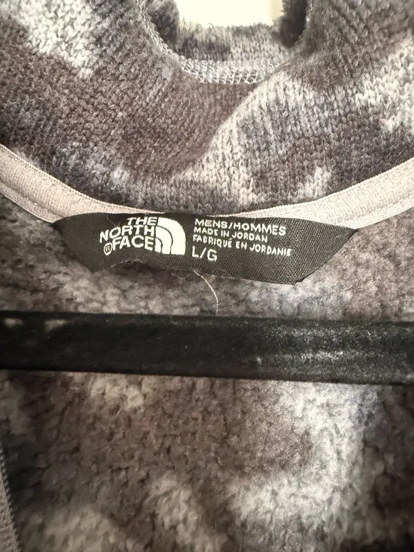 The north face gray camo fleece jacket - Image 4