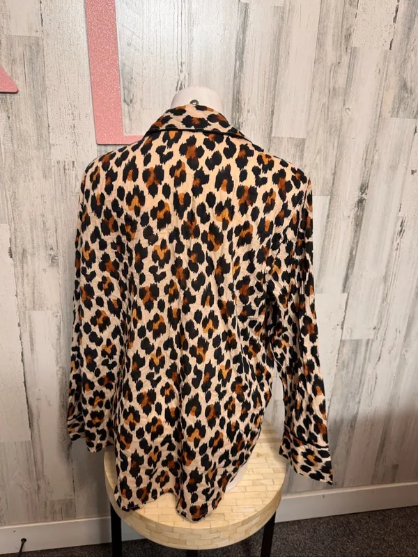 Victoria's Secret Leopard Print Button Up Pyjama Top Womens Size XL Sleepwear - Image 2