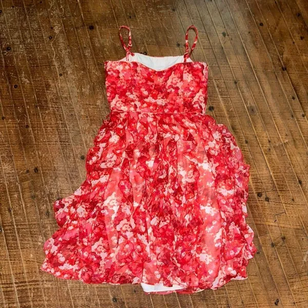 White House Black Market floral red whimsical layered dress - Image 3