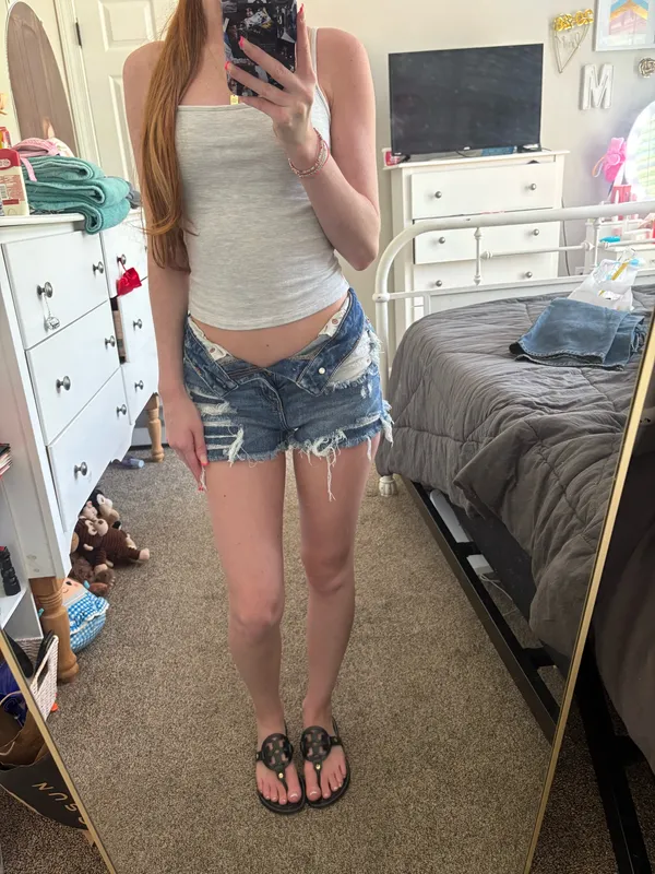 American Eagle Outfitters Blue Jean Shorts Distressed Frayed Hem - Image 3