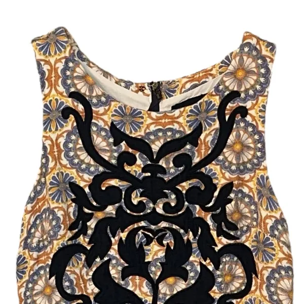 Vanessa Virginia Anthropology Embroidered‎ Linen Owen Floral Shift Dress 6P - Image 2