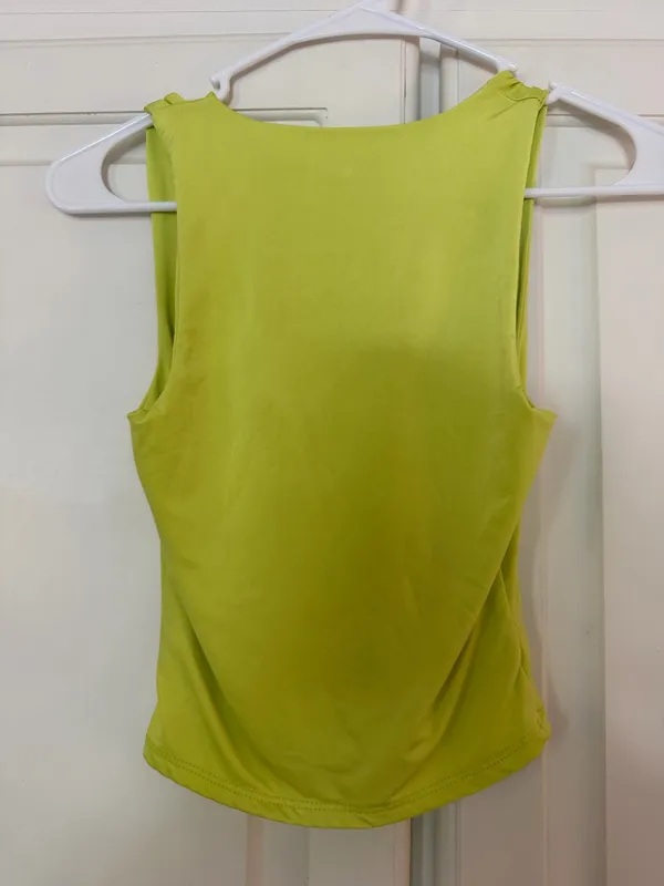 Live in the Moment Green tank top - Image 2