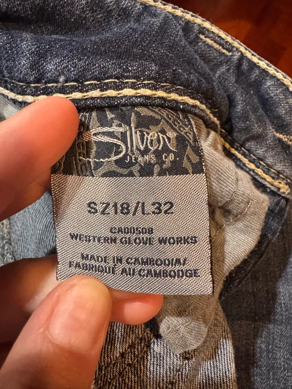 Silver Jeans - Image 3