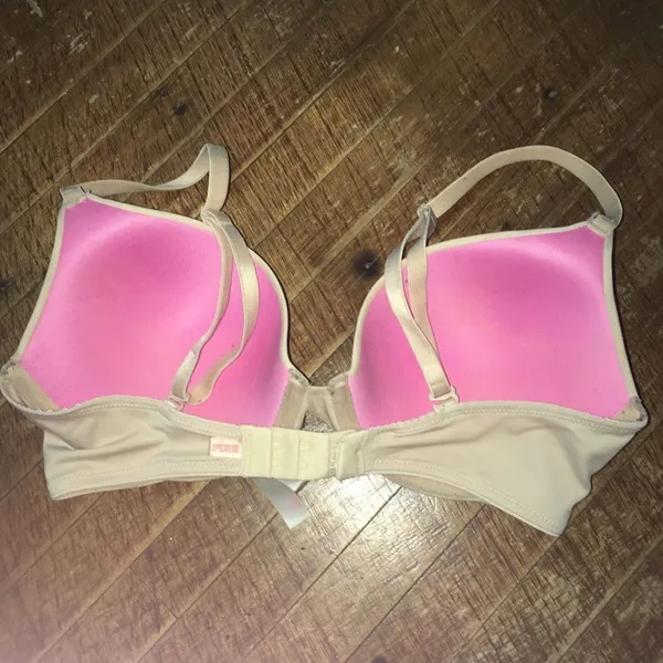 Victoria’s Secret 32D nude push-up bra - Image 3