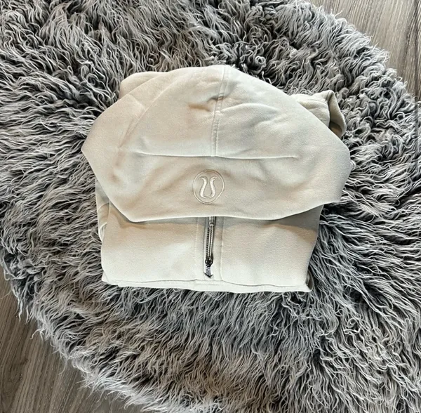 Lululemon Bone White Scuba Oversized Cropped Hoodie - Image 3