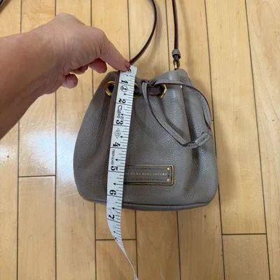 Marc by MARC JACOBS Mini Bucket Bag Crossbody Cream Grey Pebbled Leather - Image 8
