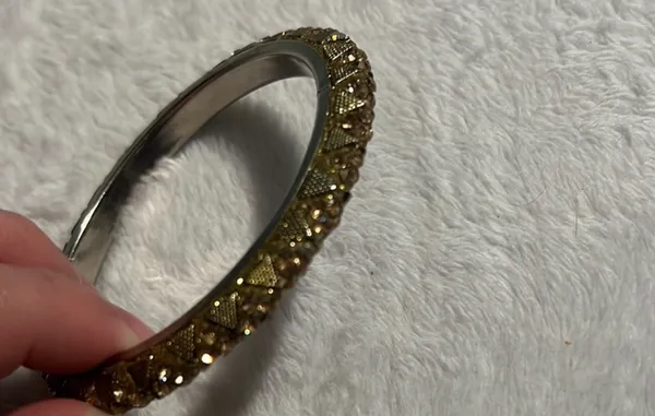 Beautiful Rhinestone Statement Bracelet Bangle Gold - Image 3