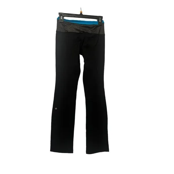Lululemon straight leg size 4 32”inseam black leggings - Image 2